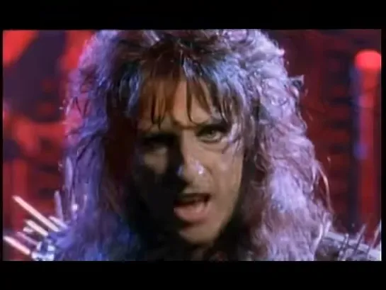 Alice Cooper - Bed of Nails (Video)