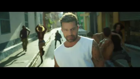 Ricky Martin - La Mordidita (Official Video) ft. Yotuel