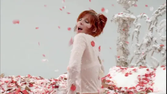 Mylène_Farmer_-_Appelle_mon_numéro___Clip_Officiel_HD_