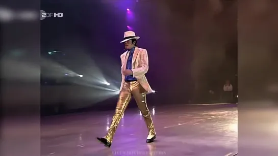 Michael Jackson - Smooth Criminal - Live Munich 1997- HD