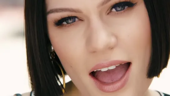 Jessie_J_-_Flashlight__from_Pitch_Perfect_2___Official_Video