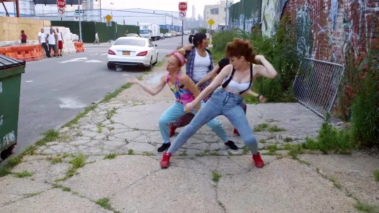 Kiesza_-_Hideaway__Official_Video_