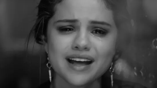 Selena_Gomez_-_The_Heart_Wants_What_It_Wants__Official_Video