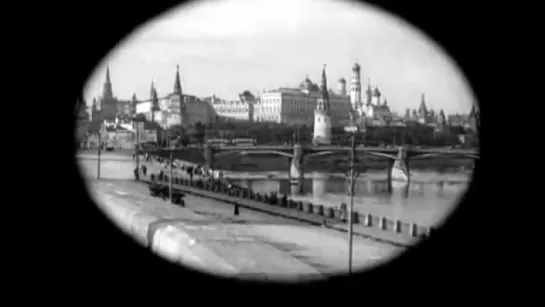 «Папиросница от Моссельпрома» (1924)