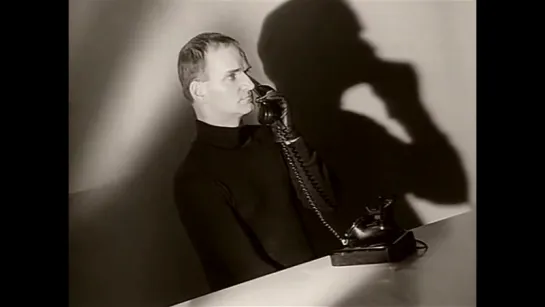 Kraftwerk - The Telephone Call (Original Music Video) (1987)