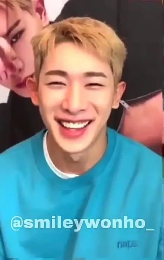 [VK][210410] WONHO fancam @  Yizhiyu fansign