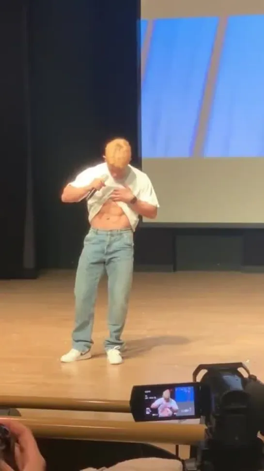 [VK][210314] WONHO fancam @ Sound Wave fansign