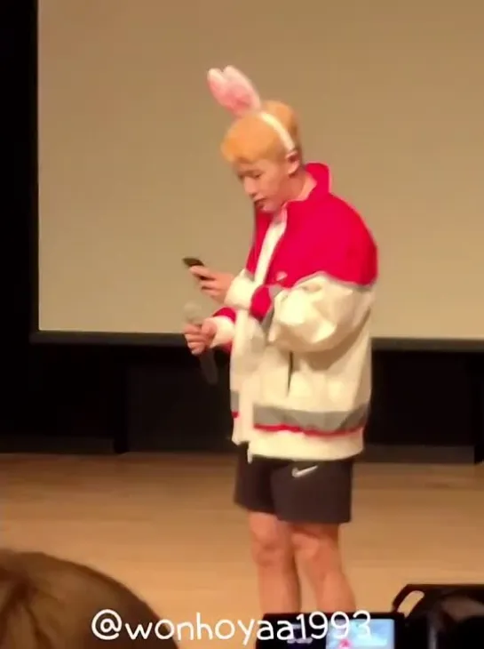 [VK][210321] WONHO fancam @ Music Korea fansign