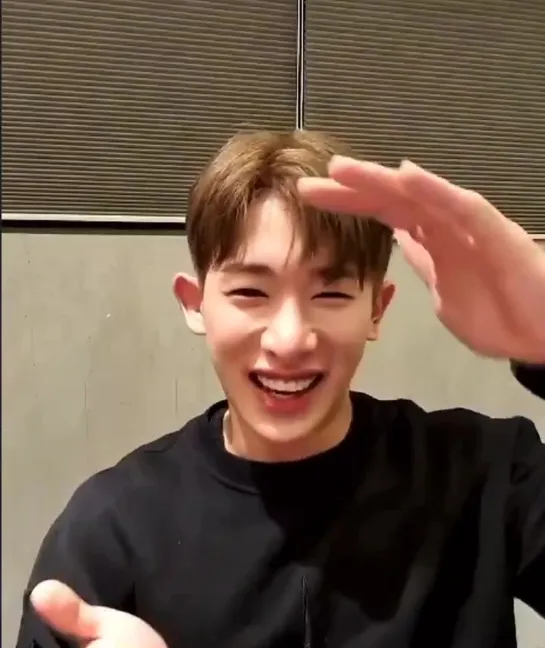 [VK][201010] WONHO fancam @ Tower Records Video Fansign