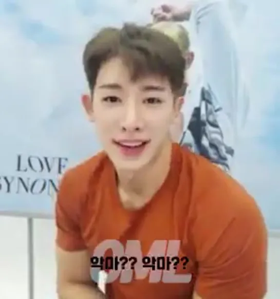 [VK][201005] WONHO fancam @ MyMusicTaste Video Fansign