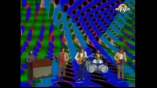 The Moody Blues - Im just a singer in a rock and roll band ( French TV 1973 )