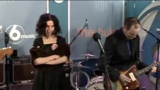 PJ Harvey & John Parish  - Black Hearted Love [BBC 6 Musics “Hub Sessions“]