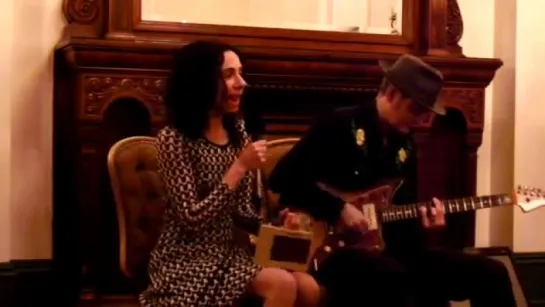 PJ Harvey and John Parish - Black Hearted Love