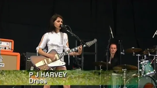 PJ Harvey - Dress [Live, 2003]