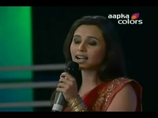 Rani Mukherjee is singing