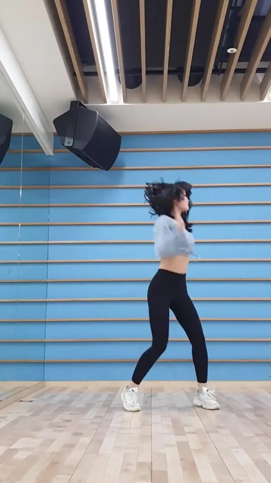 190528 TWICE MOMO "FANCY" Dance Video