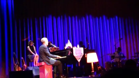 Hugh Laurie - Careless Love (Санкт-Петербург, 02.06.2013)