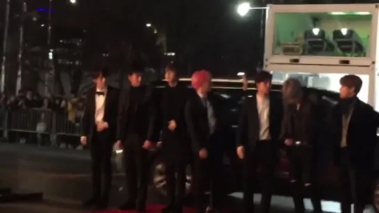 [VK][26.12.2016] MONSTA X - RED CARPET @ 2016 SAF SBS Gayo Daejeon