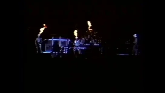 Red Hot Chili Peppers 1992-07-27 Riverport Amphitheater, Maryland Heights, MO [AMT #1]