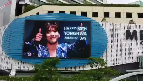 1. HBD’s JYH Project - E-card and show on LCD screens