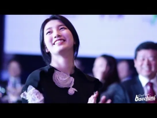 [FANCAM] 241013  KAA 2013 Suzy