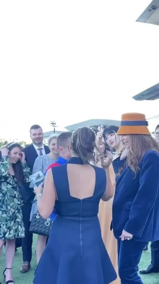 [08.04.23] Сюзи| Suzy  at Royal Randwick for longines fancam