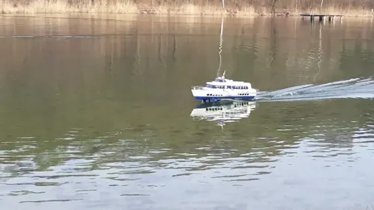 RC Modellboot Tragflächenboot Hydrofoil Eigenbau in Anlehnung an  Aliscafo Goethe vom Gardasee