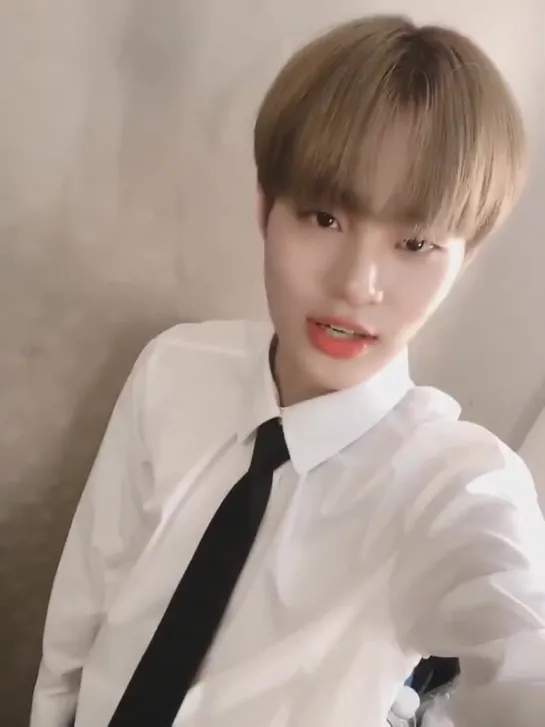 190404 Обновление аккаунта AB6IX_MEMBERS в Twitter