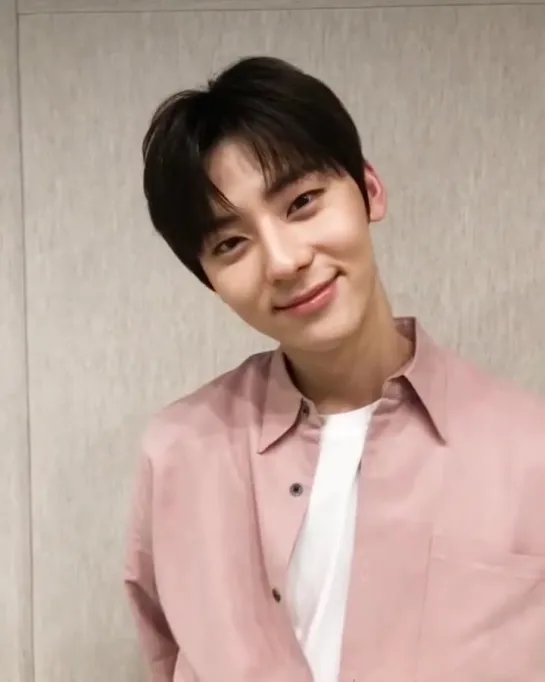 190306 Обновление аккаунта nuest_official в Instagram