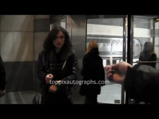 Keira Knightley - Signing Autographs at 'Anna Karenina' Q&A in NYC