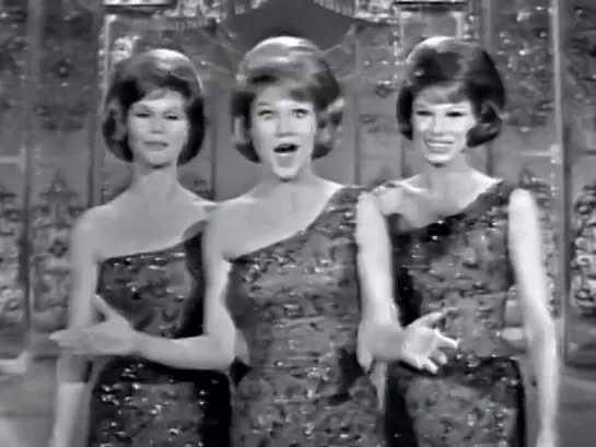 The McGuire Sisters "Bewitched Bothered And Bewildered" on The Ed Sullivan Show (1964)