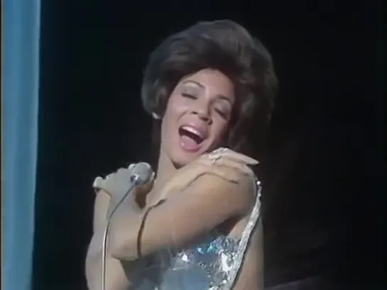 Shirley Bassey - Diamonds Are Forever, 1971