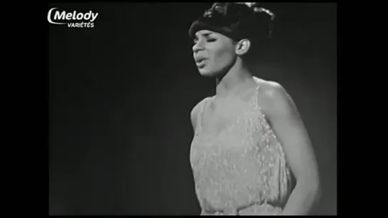 Shirley Bassey ~ "Goldfinger" (1965)