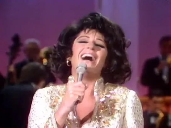 Lainie Kazan "The Trolley Song" on The Ed Sullivan Show (1968)