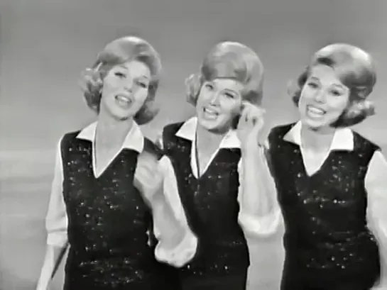 The McGuire Sisters "I've Found A New Baby & Teamwork" on The Ed Sullivan Show (1963)