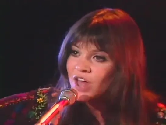 Melanie "Look What They’ve Done To My Song Ma & Alexander Beetle" on The Ed Sullivan Show (1971)