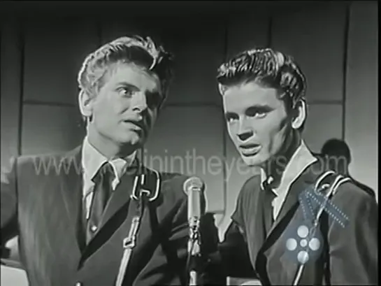 Everly Brothers- "All I Have To Do Is Dream/Cathy's Clown" 1960 (Reelin' In The Years Archives)