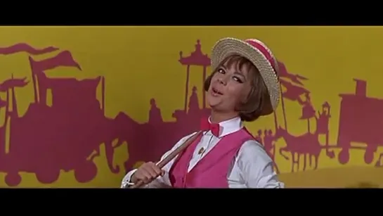 Inside Daisy Clover - The Circus Is A Wacky World - Natalie Wood 's own voice