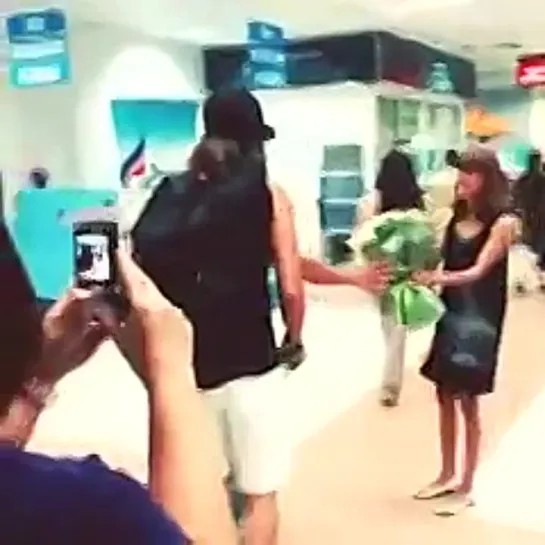 [22.08.2013] Jang Keun Suk back Korea from Thailand