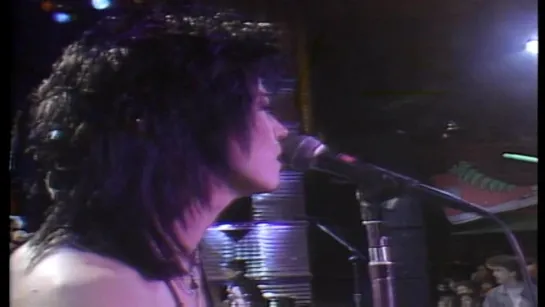 Joan Jett & The Blackhearts - I Love You Love Me Love