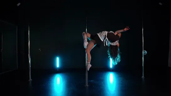 Кейт Ропперт - Pole Artistic