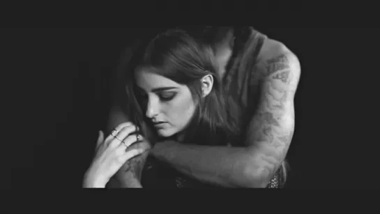 Banks – Warm Water