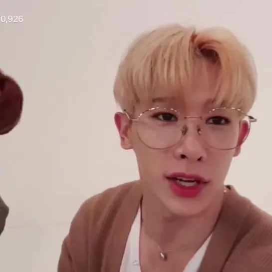 [VK][191021] Wonho @ VLIVE Weekly Idol