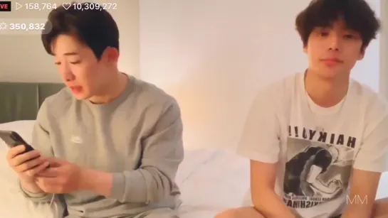 [VK][190607] Wonho and Siri pt.3 @ VLIVE