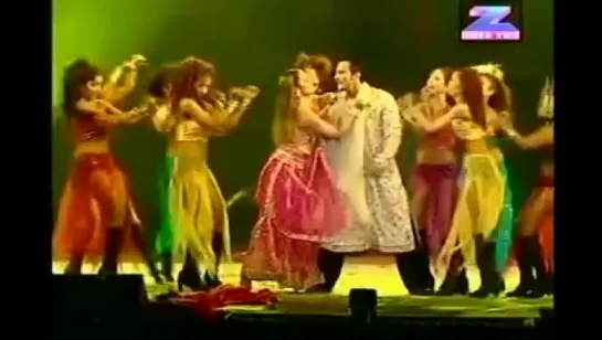 Concierto Shahrukh Khan, Rani Mukerji, Saif Ali Khan, Preity Zinta, Priyanka Chopra y Arjun Rampal