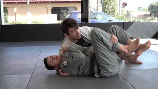 Caio Terra - 8 COUNTERING THE LAPEL SIT UP X WITH THE BACK STEP (REVERSE HALF CONTROL)