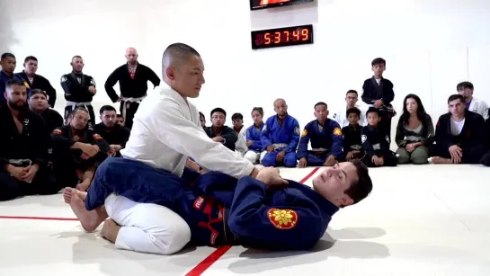 Caio Terra - 1 BREAKING THE POSTURE TO BELT GRIP