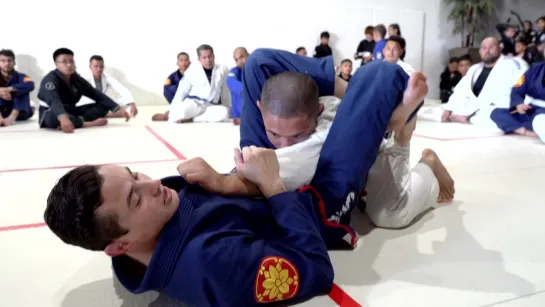 Caio Terra - 5 DOUBLE UNDER COUNTER TO TRIANGLE FINISH FOR SHORT LEGGED PEOPLE OR WHEN FIGHTING