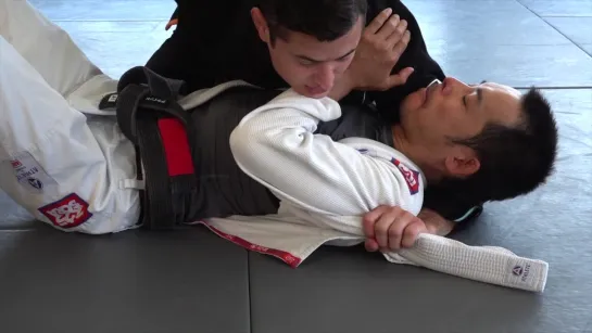 Caio Terra - 2 REVERSE BRABO CHOKE