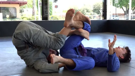 Caio Terra - 3 NEW BERIMBOLO TO CRAB RIDE BACK TAKE (WHEN OPPONENT BACK FLAT AND PUSHES THE LEG